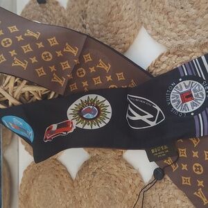 BRAND NEW Authentic Louis Vuitton Twilly Scarf